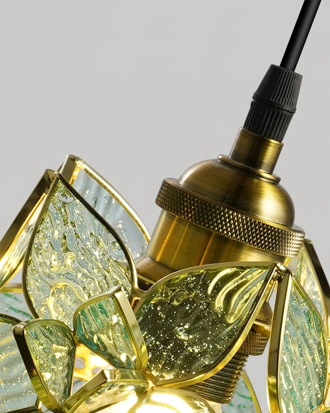 Capiz Pendant Lamp - Nuvé