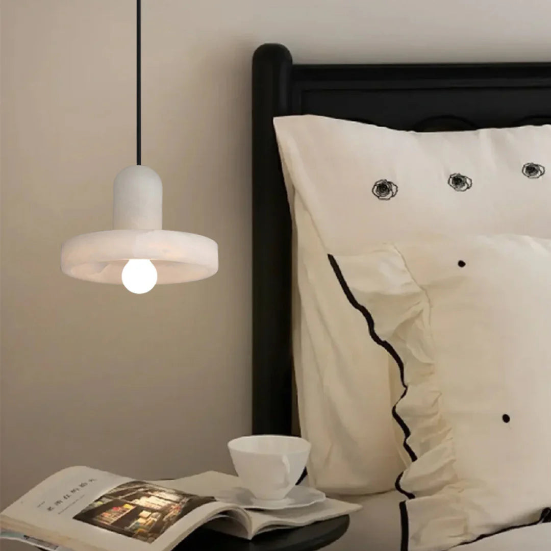 Carrara Alabaster Pendant Lamp - Nuvé