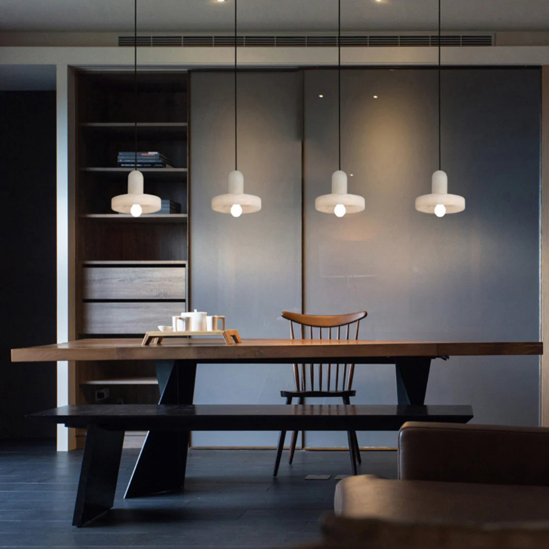 Carrara Alabaster Pendant Lamp - Nuvé