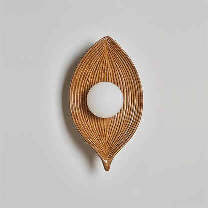 Contemporary Nordic Leaf Resin Wall Lamp - Nuvé