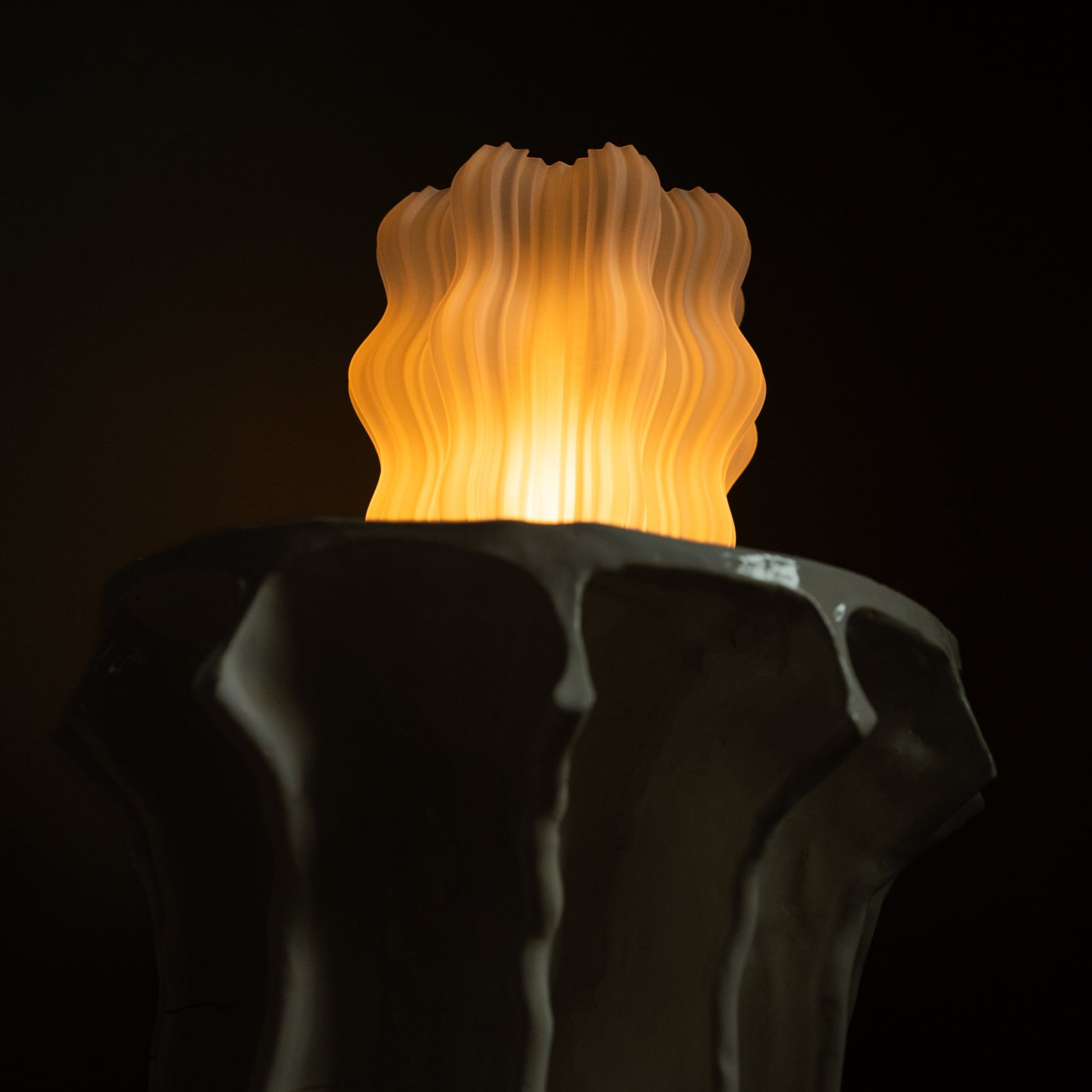 Cordless Mini Wavy Lamp - Nuvé