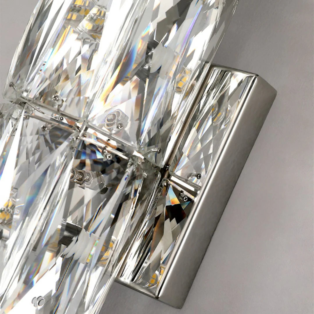 Cylindrical Crystal Wall Lamp - Nuvé