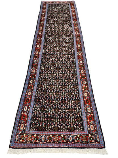 Vintage Persian Senneh Runner Rug - 2'8" x 9'8" - Handwoven Wool, Circa 1960-1980 - Nuvé