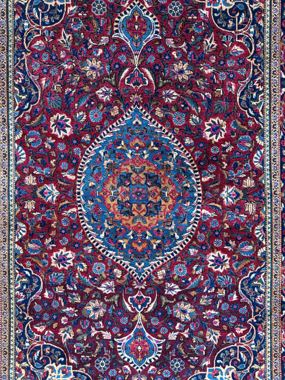 Antique Persian Kashan Debir Rug – 4’3” x 6’4” – Circa 1920s – Hand-Knotted Fine Wool - Nuvé