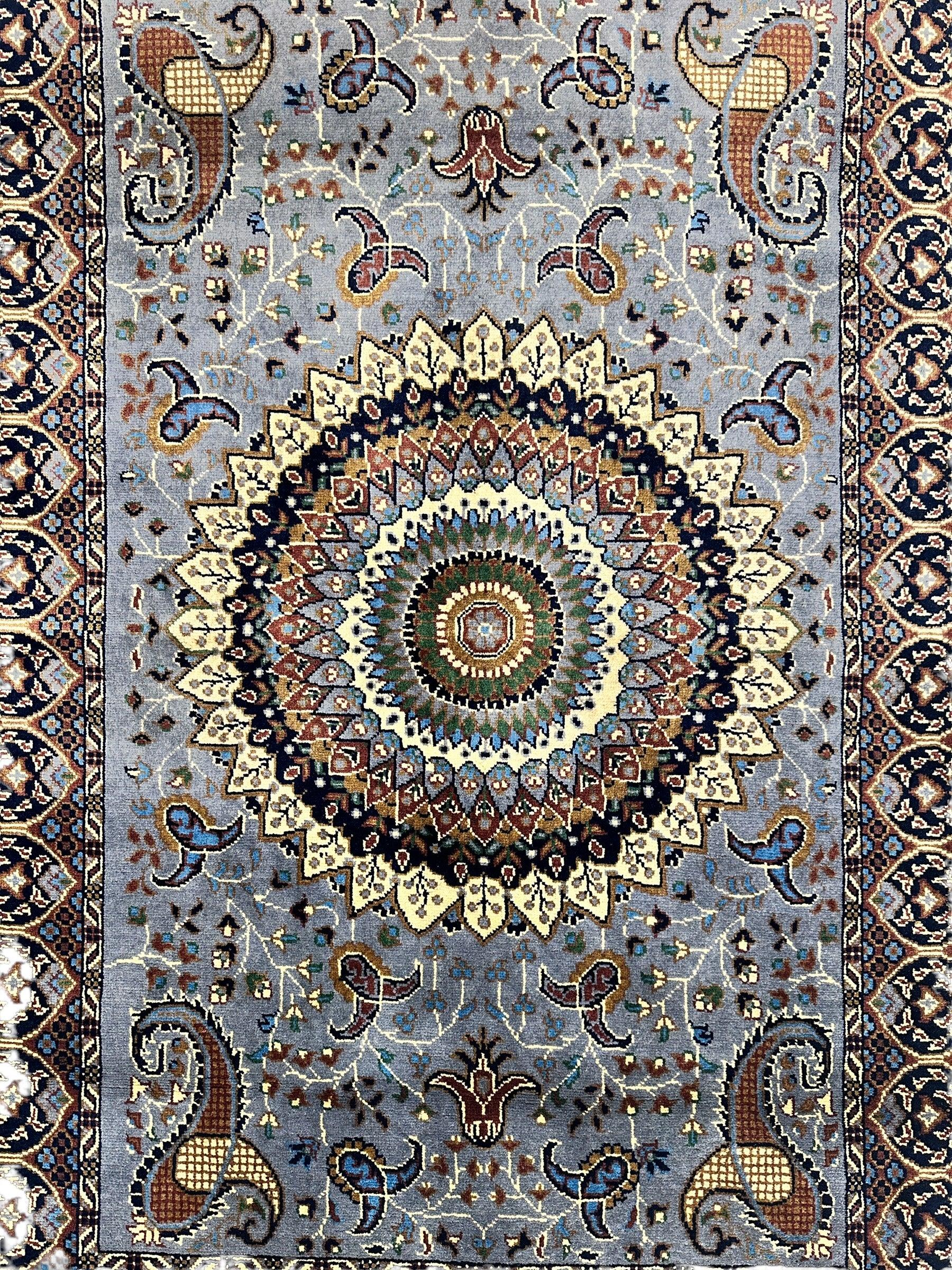 Hand-Knotted Parak Rug – Gray, 40” x 60” | Afghan Wool Rug - Nuvé