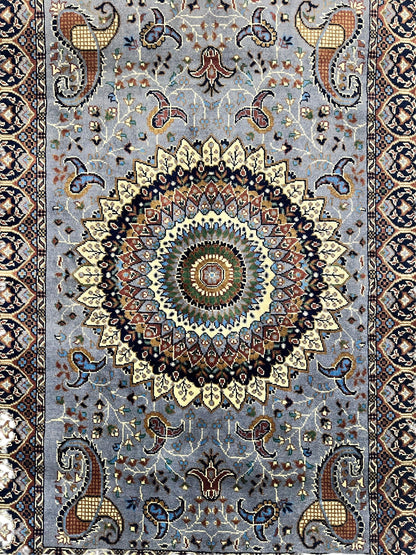 Hand-Knotted Parak Rug – Gray, 40” x 60” | Afghan Wool Rug - Nuvé