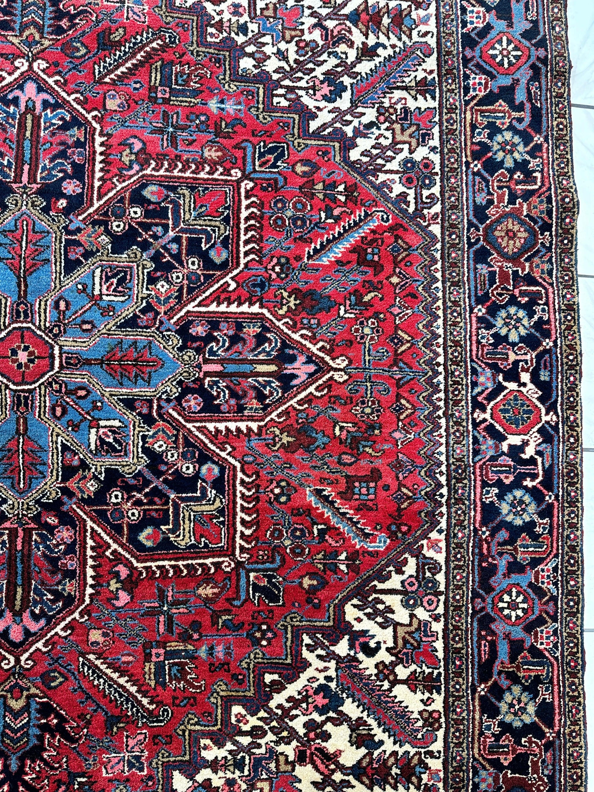 Hand-Knotted Persian Heriz Wool Rug – 9’ x 12’ – Geometric Medallion Design - Nuvé