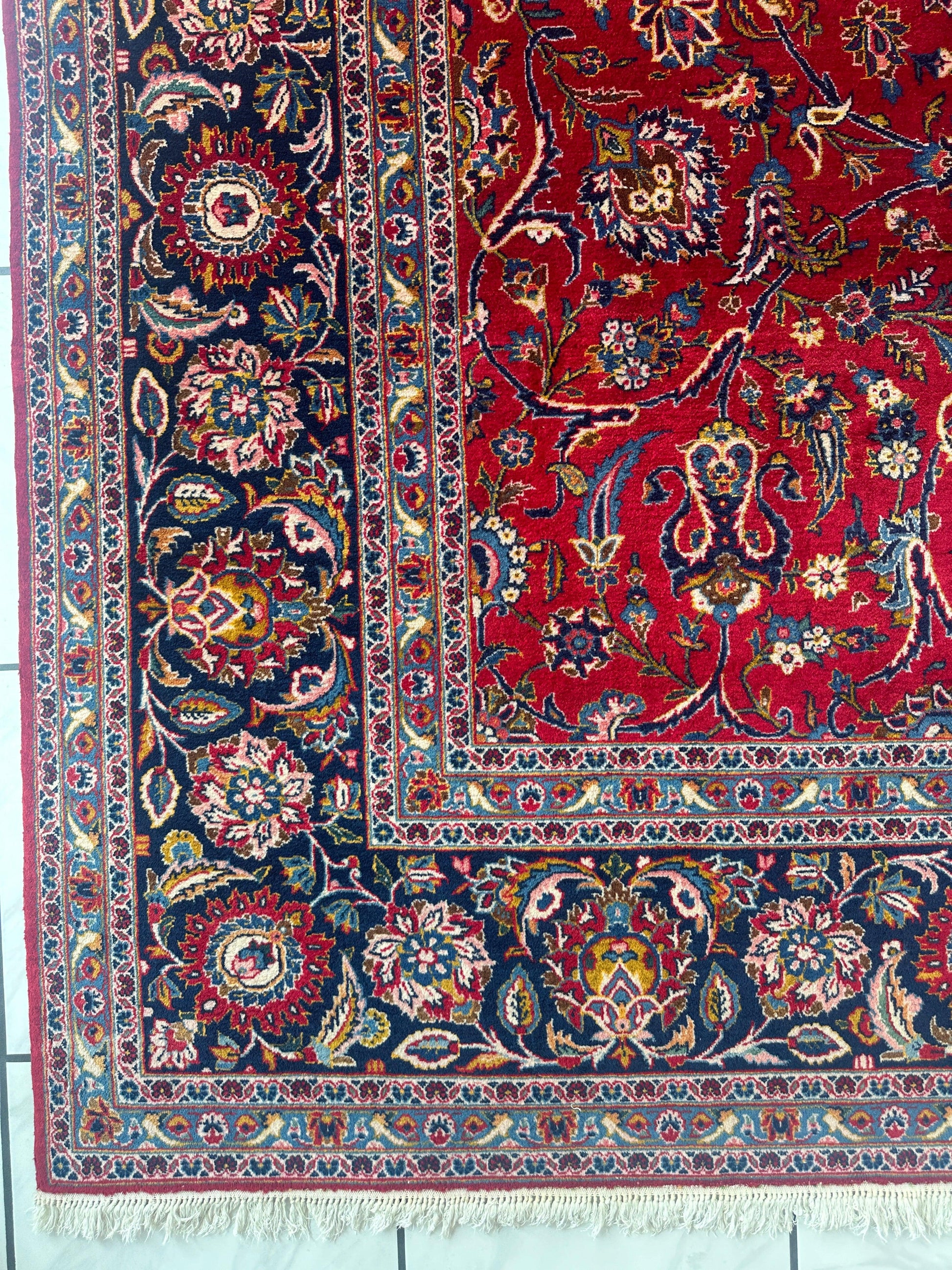 Incredible Persian Kashan All Over Wool Rug 10’2” x 14’ - Nuvé