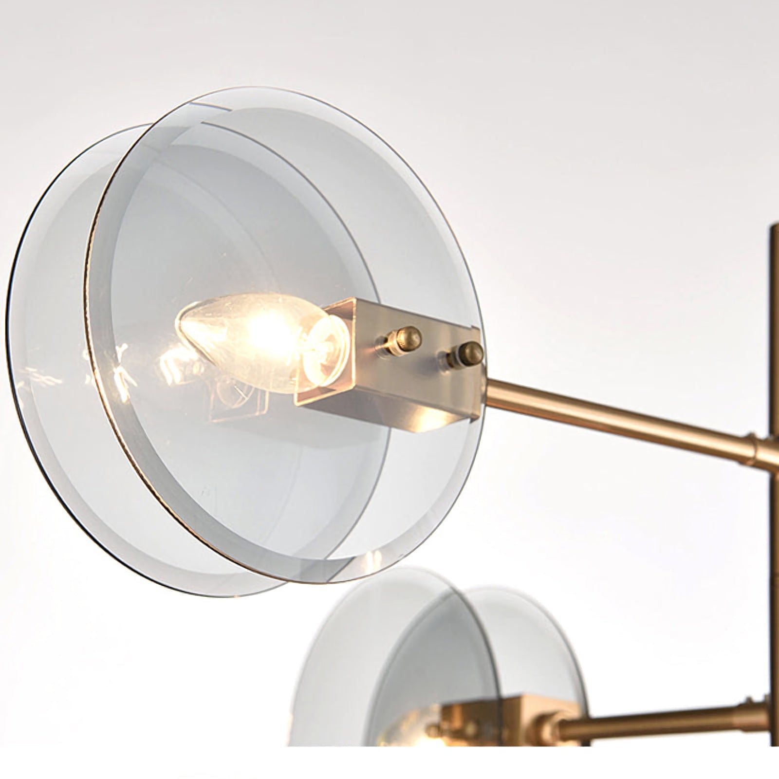 Disc Arteriors Norwich Glass Chandelier - Nuvé