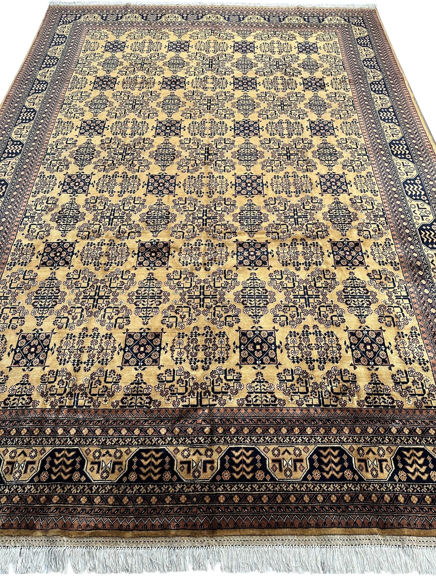 Hand-Knotted Afghan Bukhara Rug 8'4" x 11'10" - Wool, Geometric Patterns - Nuvé