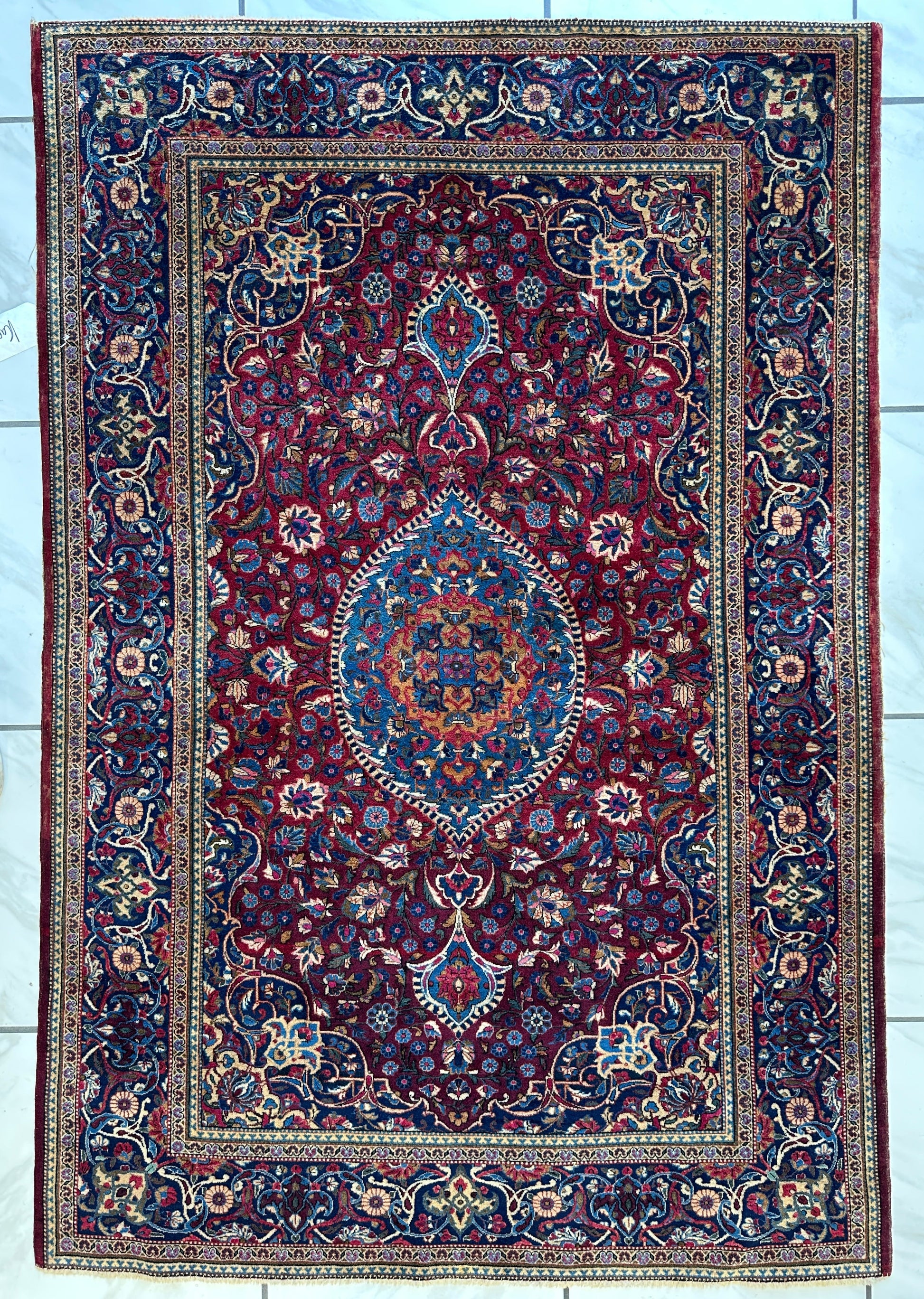 Antique Persian Kashan Debir Rug – 4’3” x 6’4” – Circa 1920s – Hand-Knotted Fine Wool - Nuvé