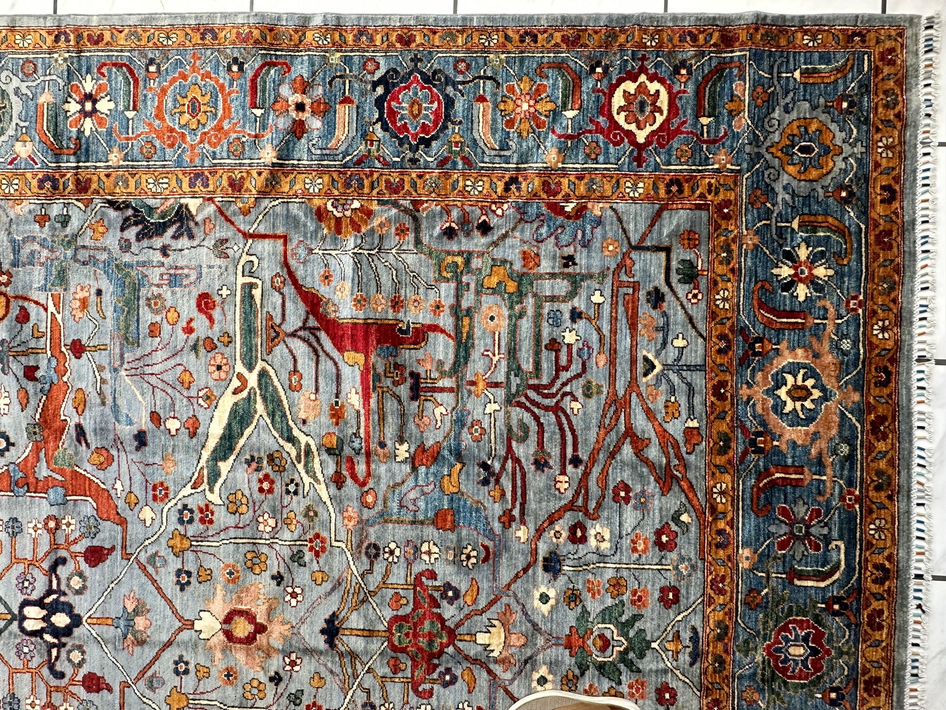 Hand-Knotted Trasitional Serapi Ghazni Wool Rug – 9’1” x 12’ – Intricate Floral Design - Nuvé