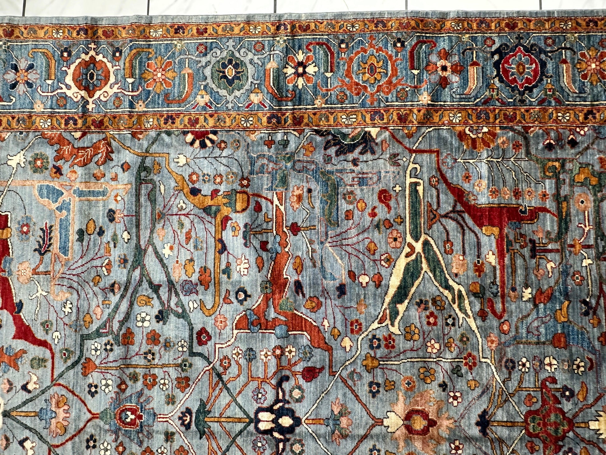 Hand-Knotted Trasitional Serapi Ghazni Wool Rug – 9’1” x 12’ – Intricate Floral Design - Nuvé