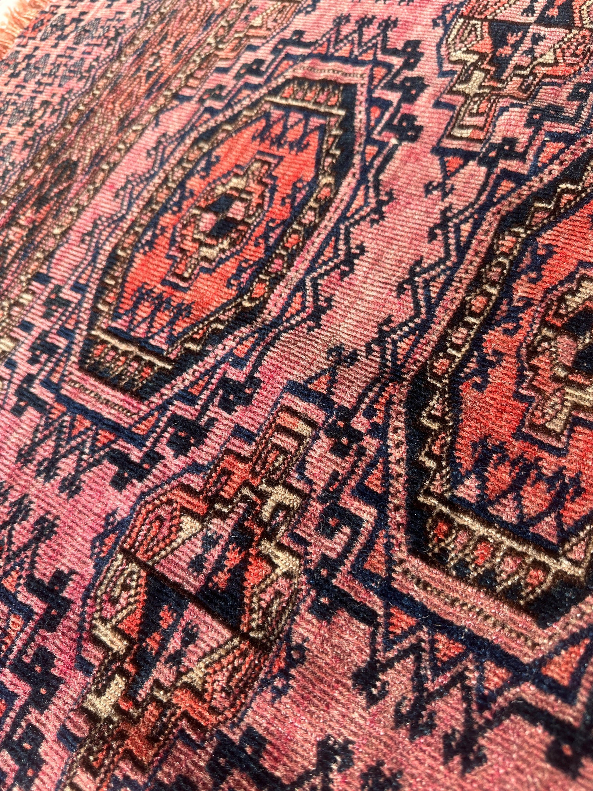 Saryk Turkmen Trapping Torba – 53″ x 25″ - Nuvé