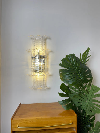 Elegant Murano Leaf Shape Glass Wall Sconce - Nuvé
