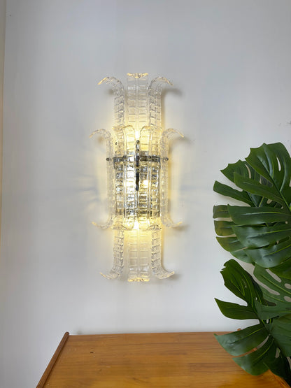 Elegant Murano Leaf Shape Glass Wall Sconce - Nuvé