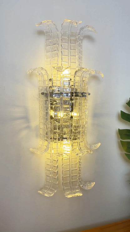 Elegant Murano Leaf Shape Glass Wall Sconce - Nuvé