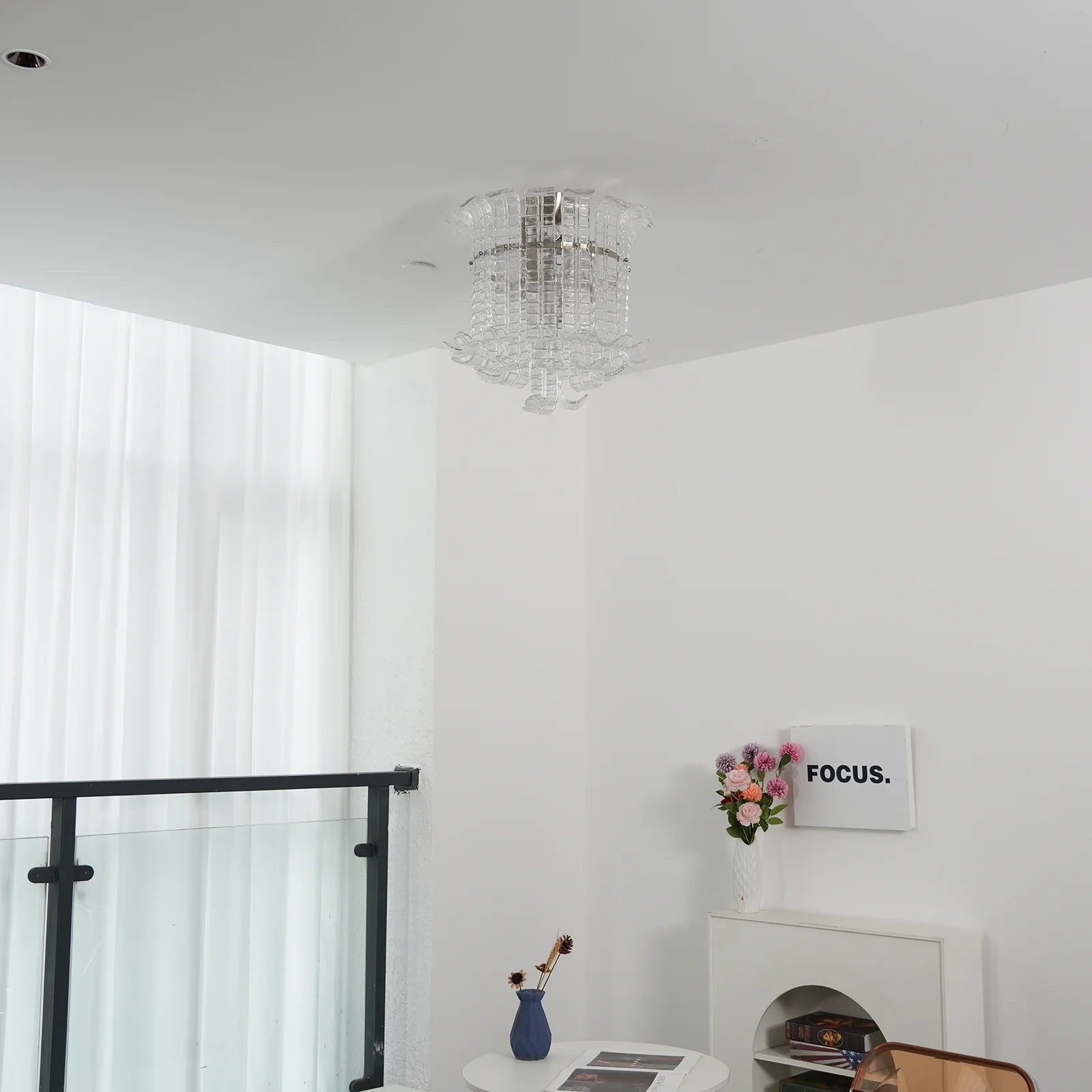Elegant Murano Leaf Shaped Ceiling Lamp - Nuvé