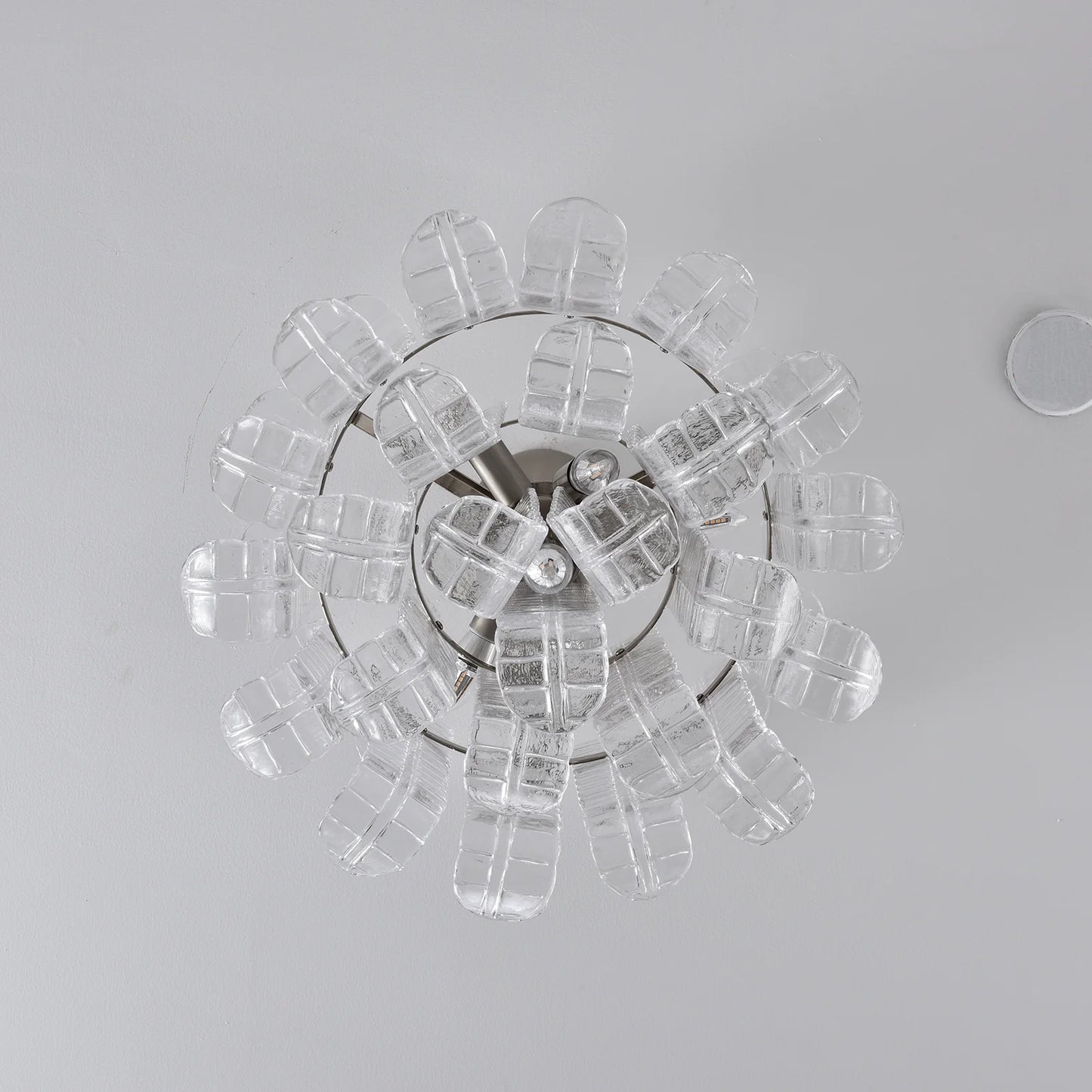 Elegant Murano Leaf Shaped Ceiling Lamp - Nuvé