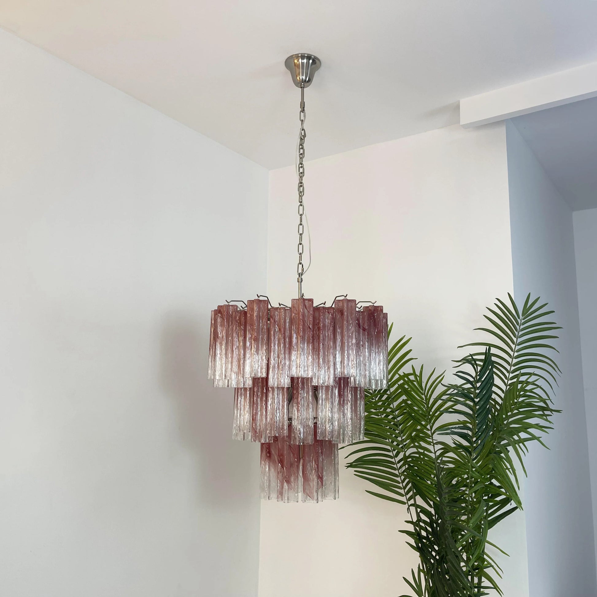 Elegant Murano Pink Rose Chandelier - Nuvé