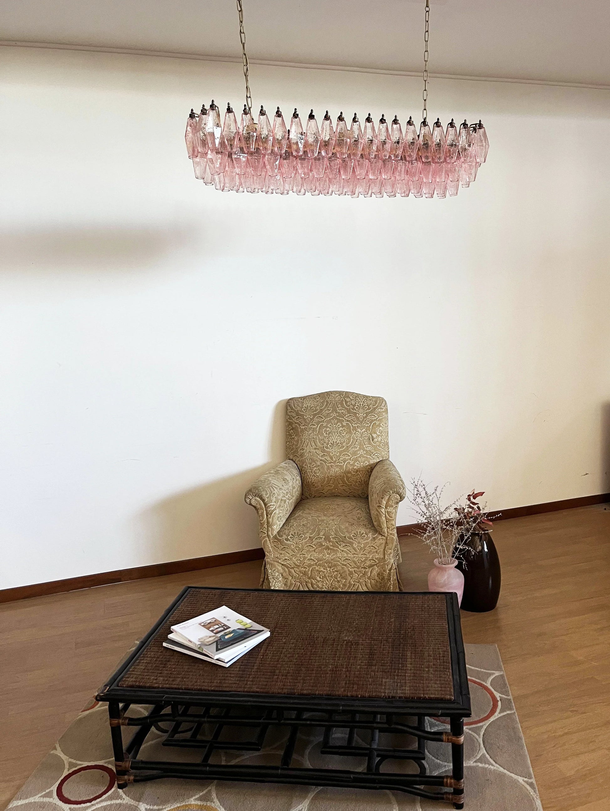 Elegant Pink Murano Poliedri Chandelier - Nuvé