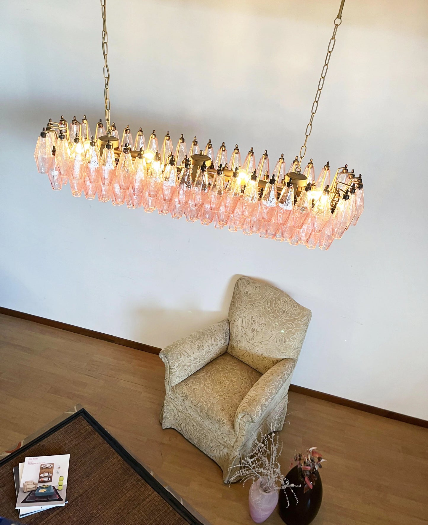 Elegant Pink Murano Poliedri Chandelier - Nuvé
