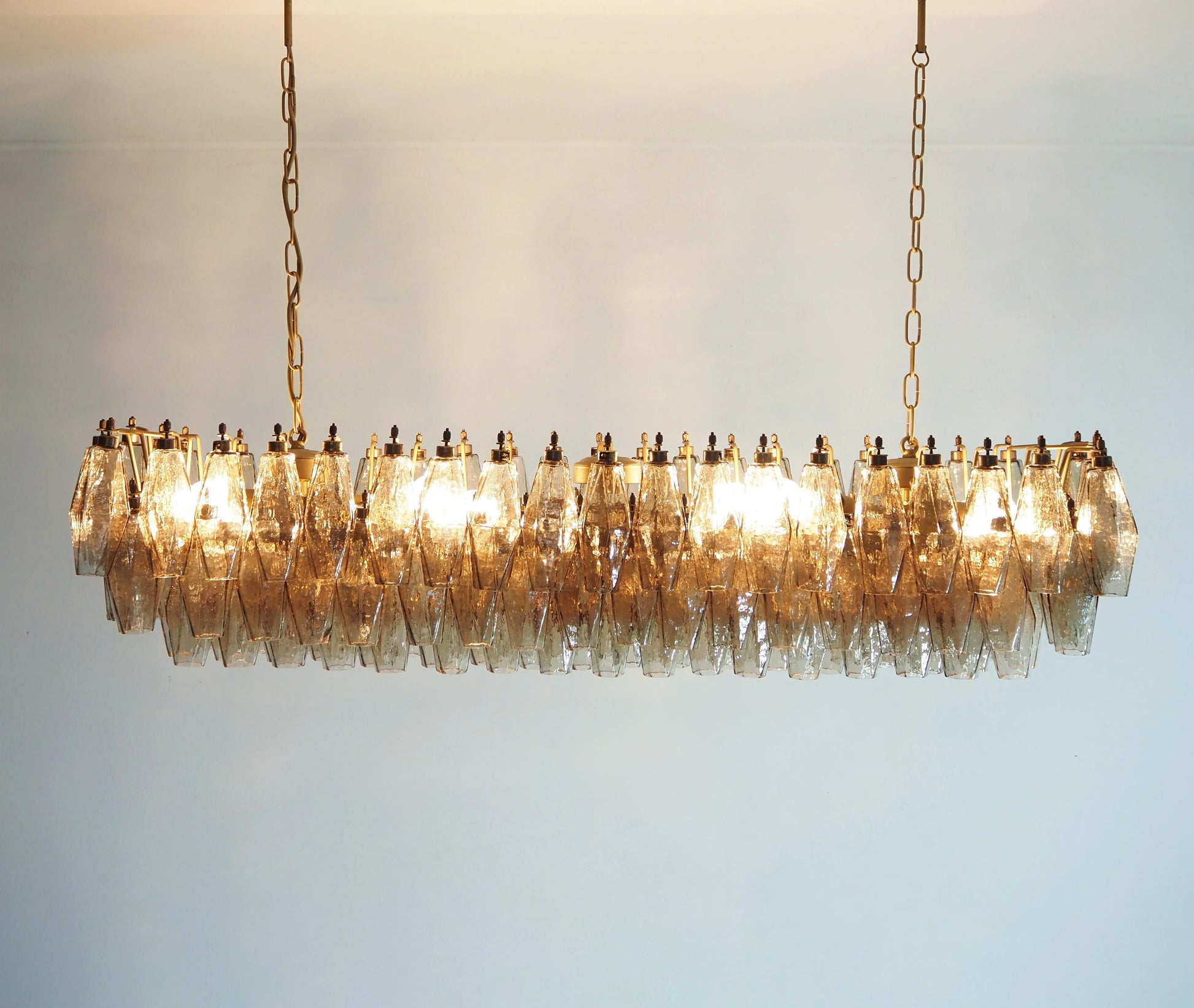 Elegant Smoked Murano Poliedri Chandelier - Nuvé
