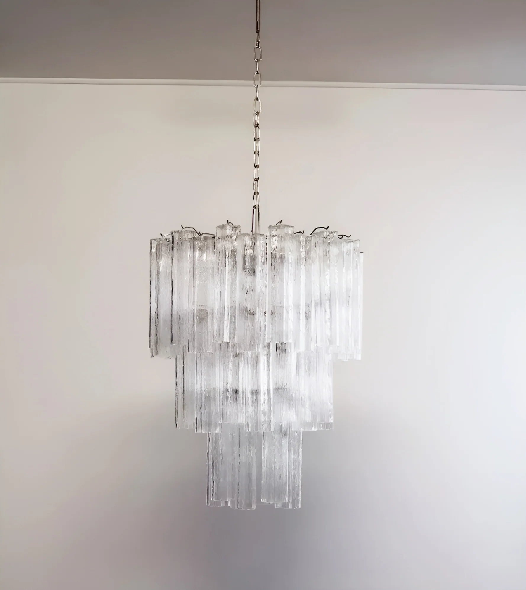 Elegant Transparent Murano Glass Tube Chandelier - Nuvé