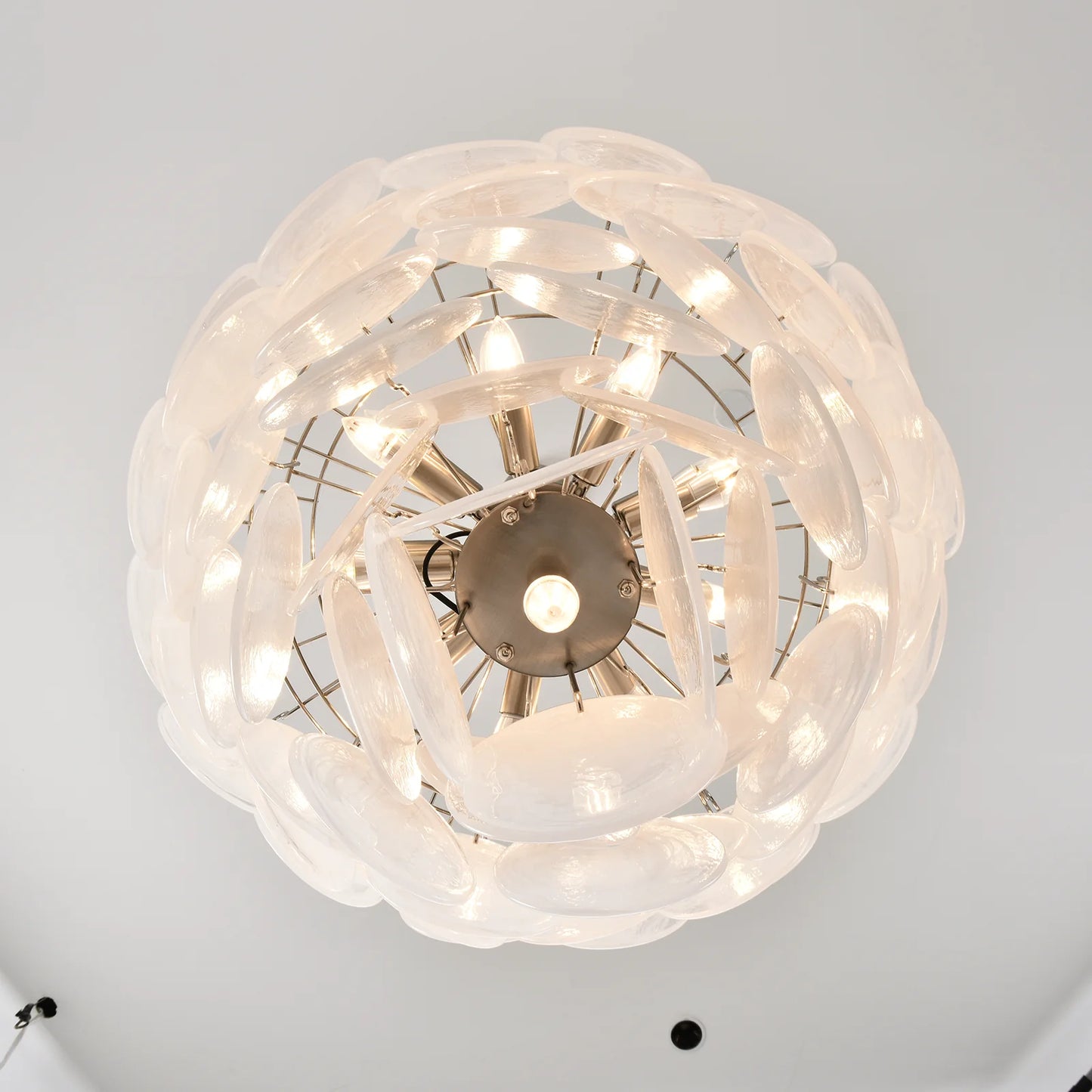 Elegant White Murano Disc Chandelier - Nuvé