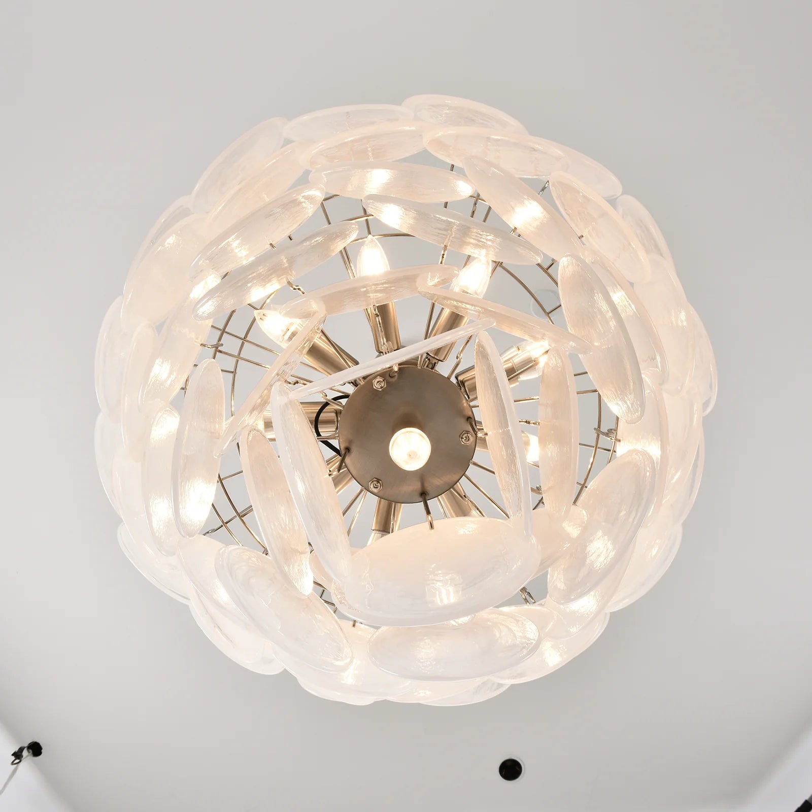 Elegant White Murano Disc Chandelier - Nuvé