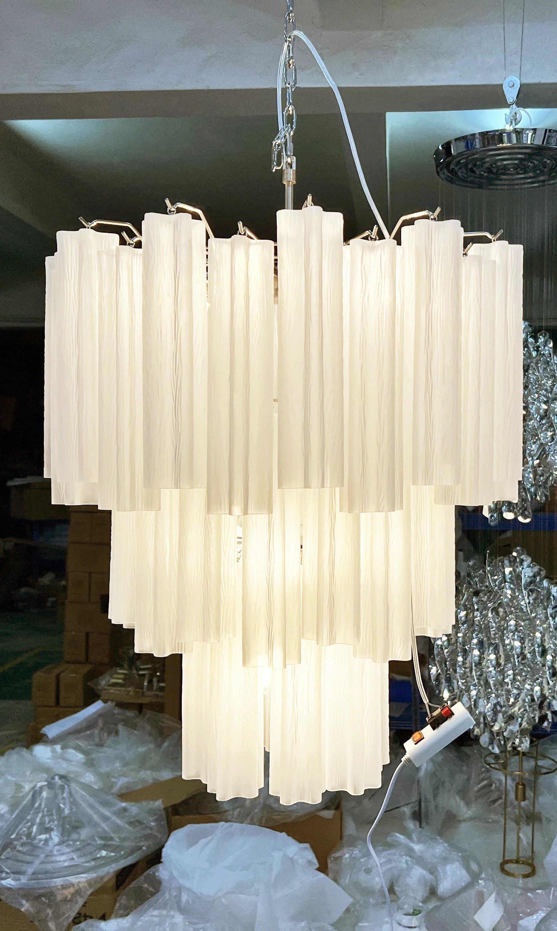 Elegant White Murano Glass Tube Chandelier - Nuvé