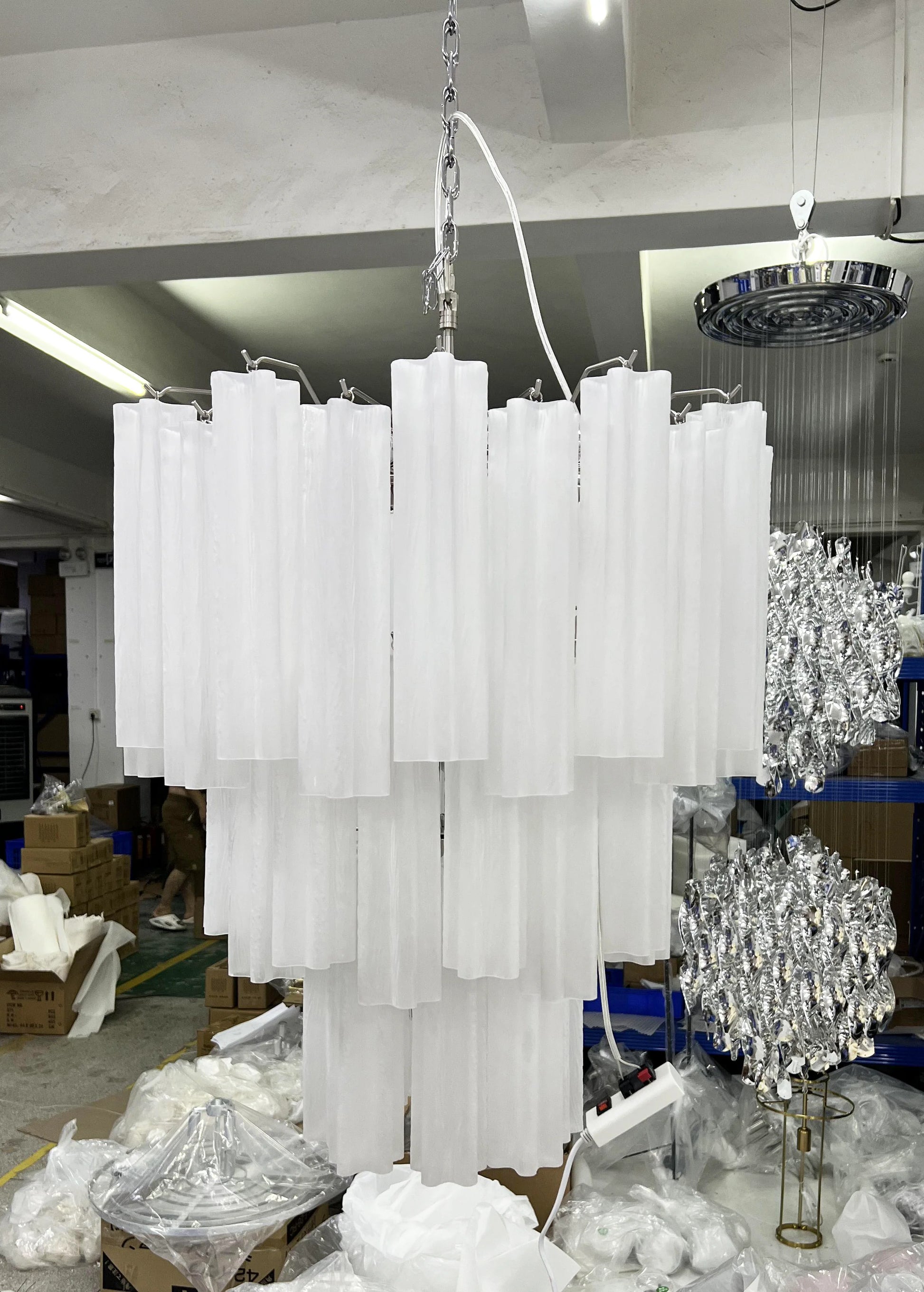 Elegant White Murano Glass Tube Chandelier - Nuvé