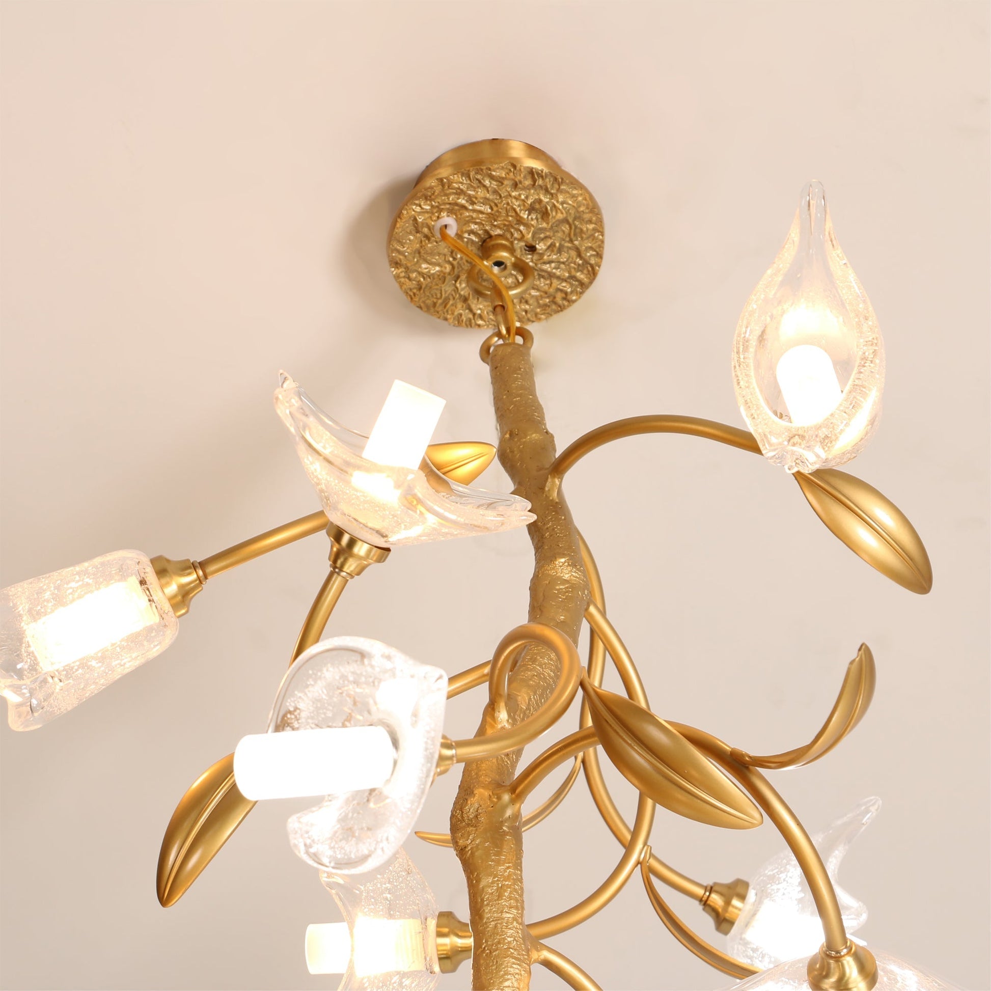 Flower Craftsman Chandelier - Nuvé