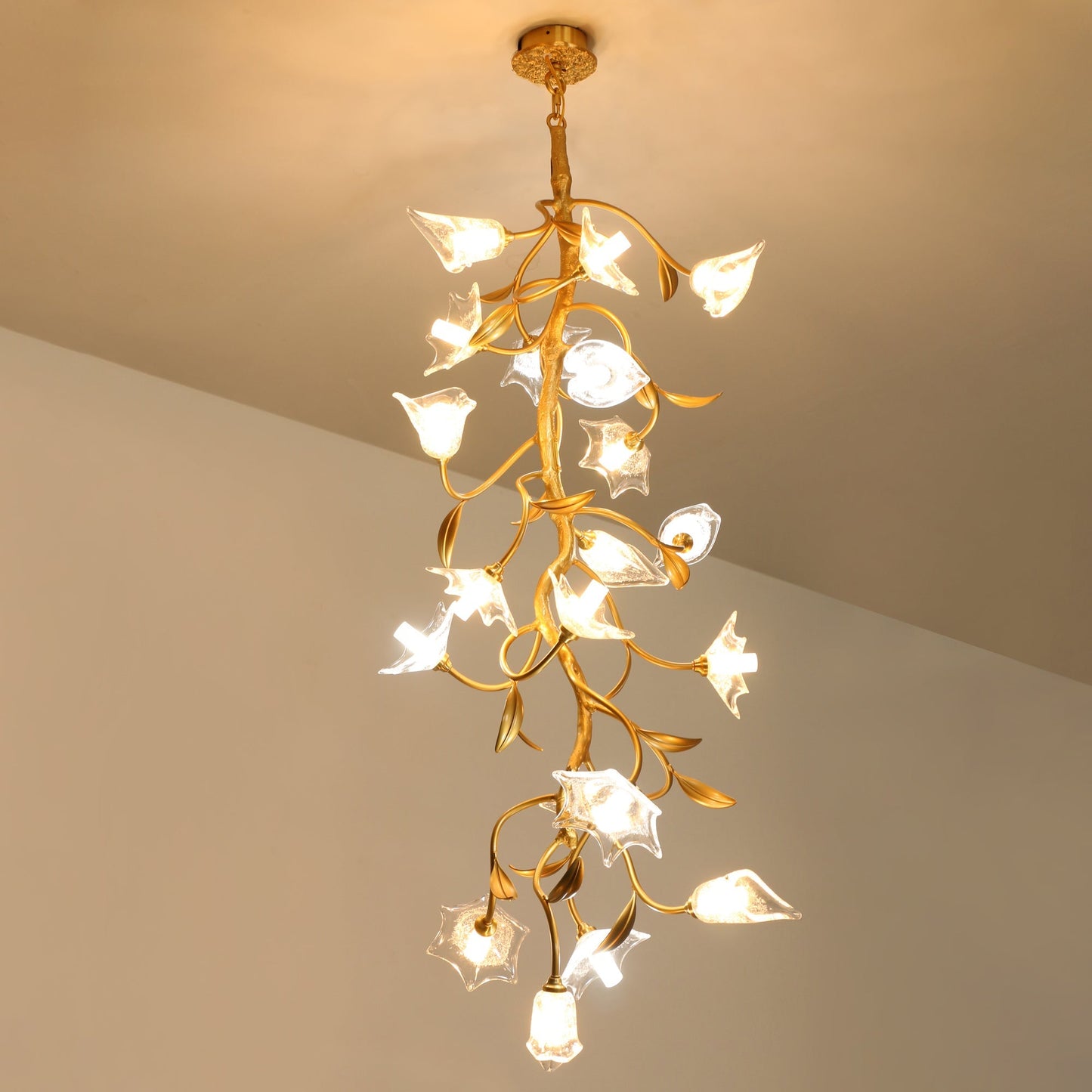 Flower Craftsman Chandelier - Nuvé
