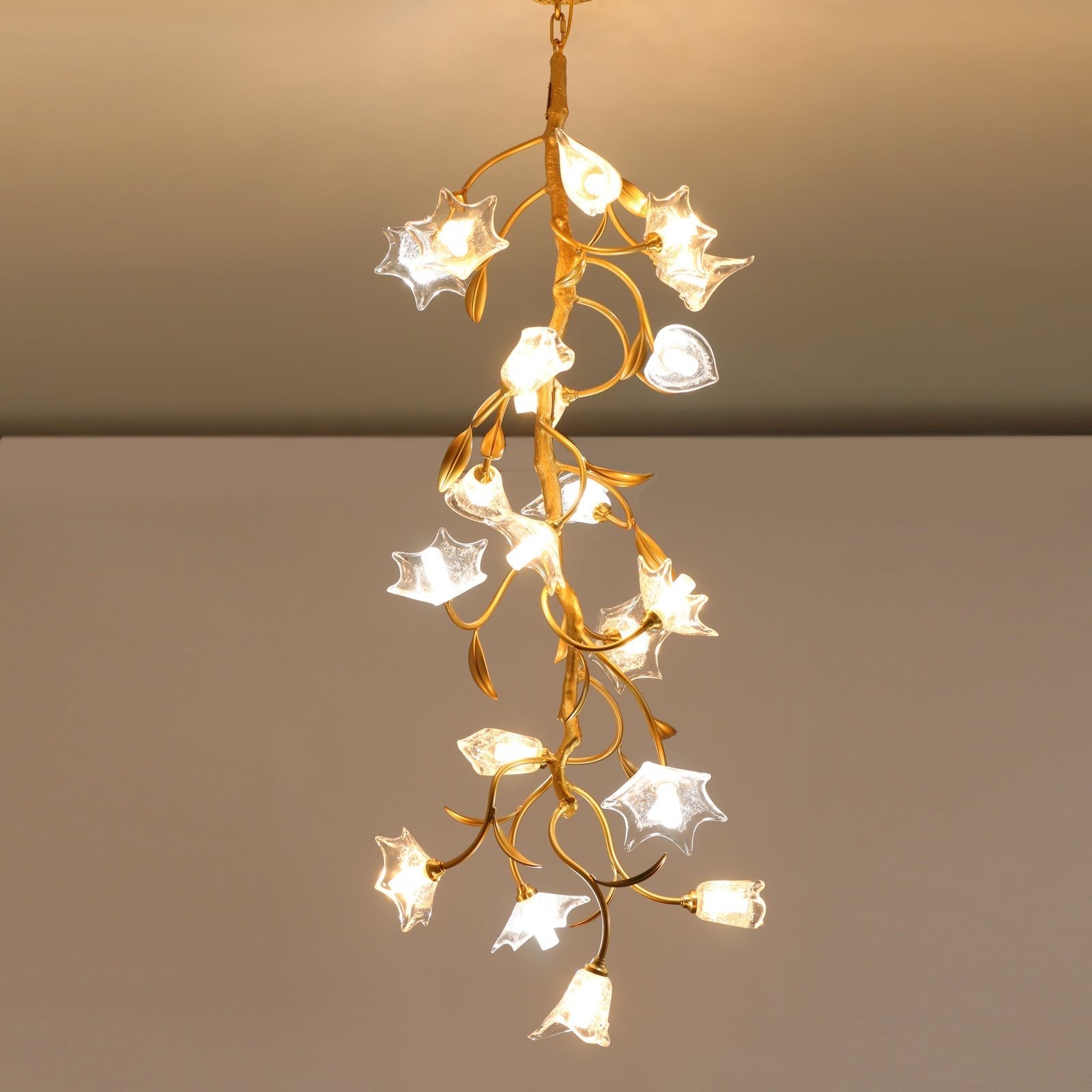 Flower Craftsman Chandelier - Nuvé