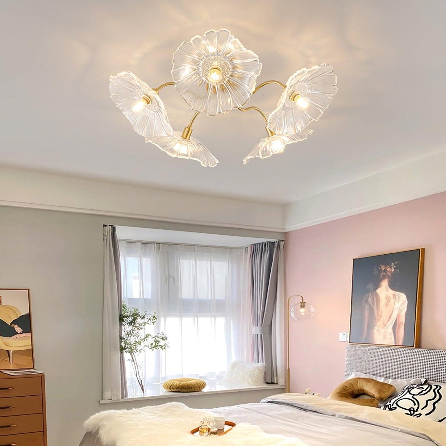 Lotus Leaf Glass Ceiling Lamp - Nuvé