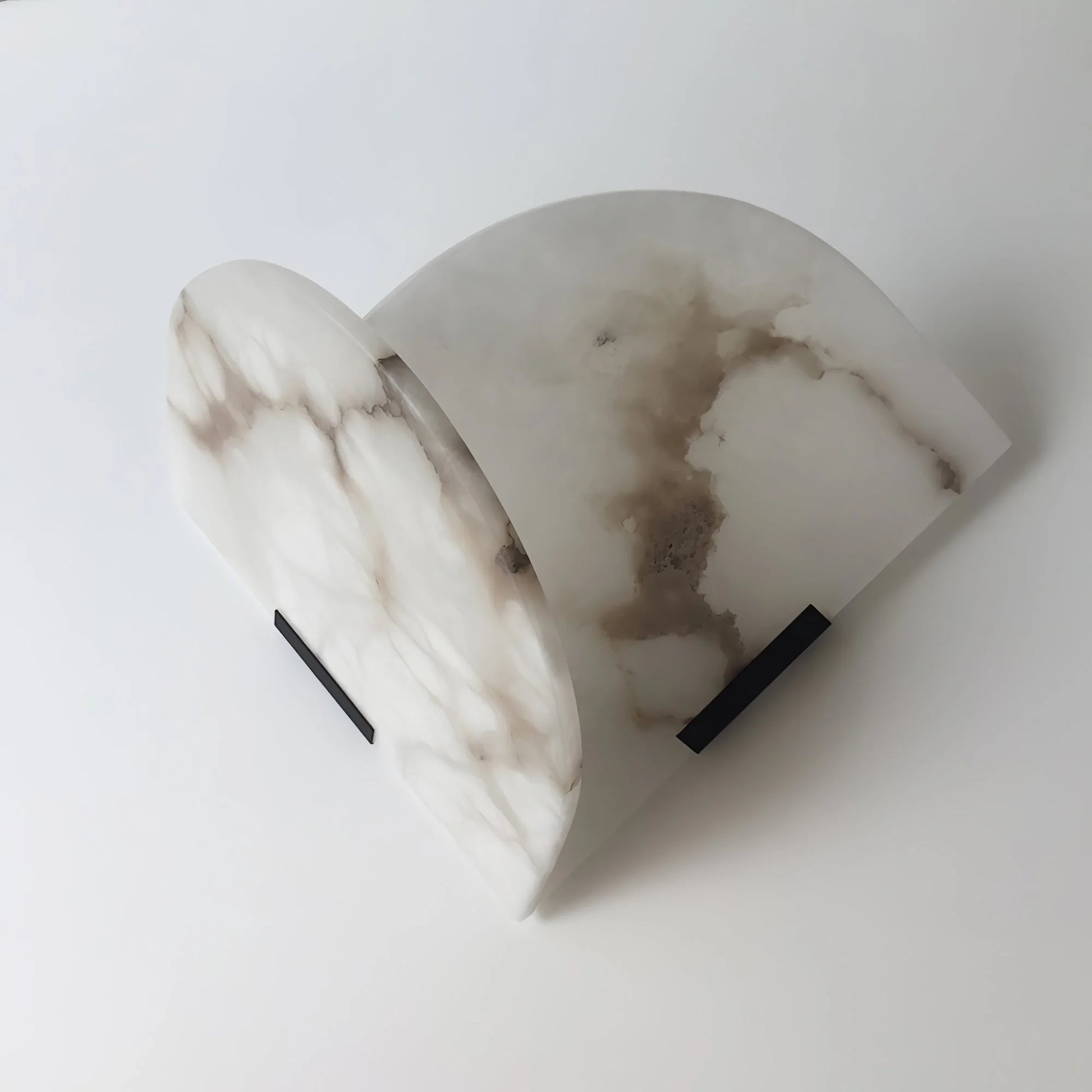 Fly Gaby Alabaster Wall Lamp - Nuvé