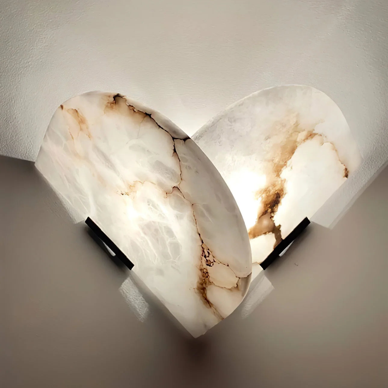 Fly Gaby Alabaster Wall Lamp - Nuvé