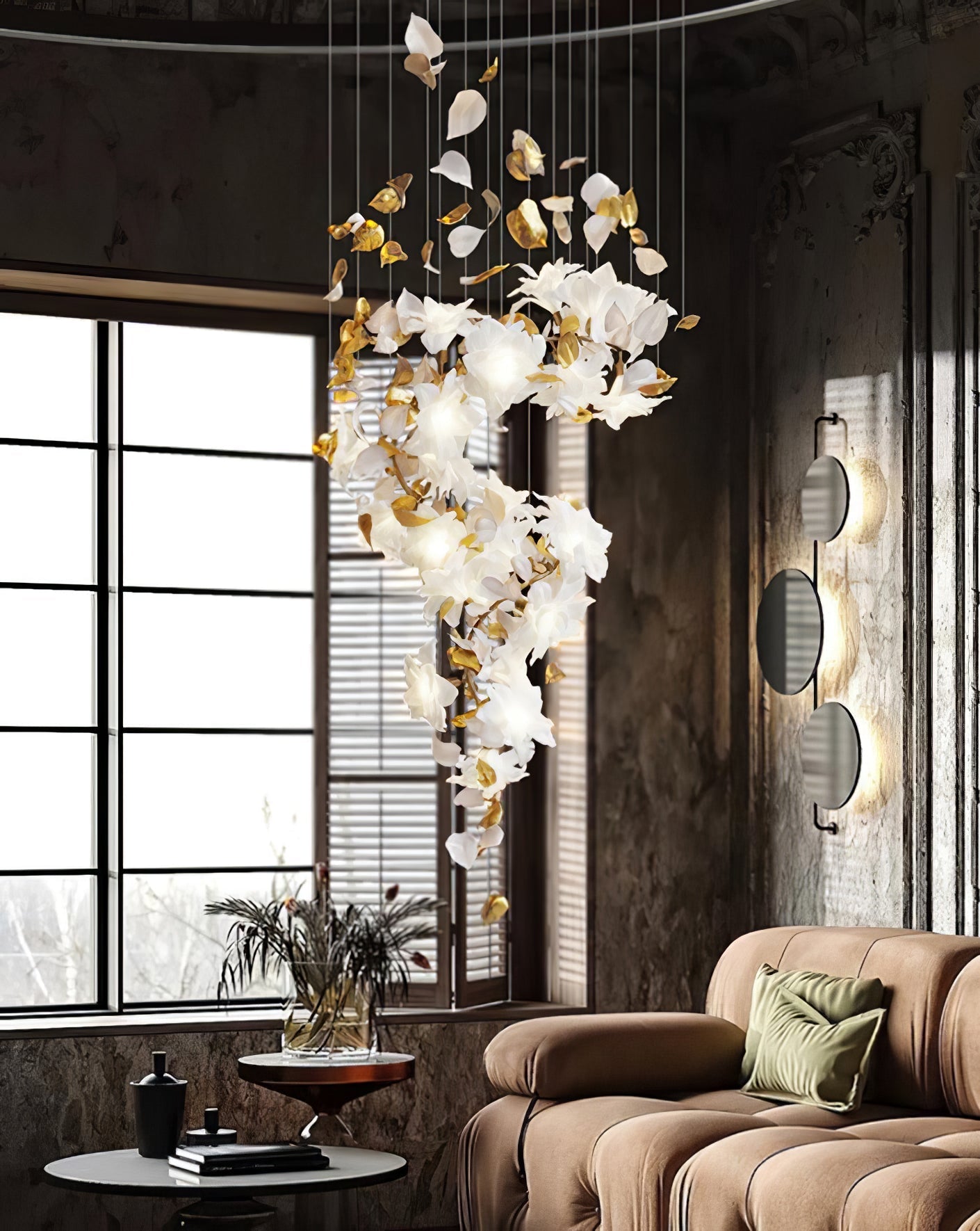 Flying Flowers Fluttering Chandelier - Nuvé