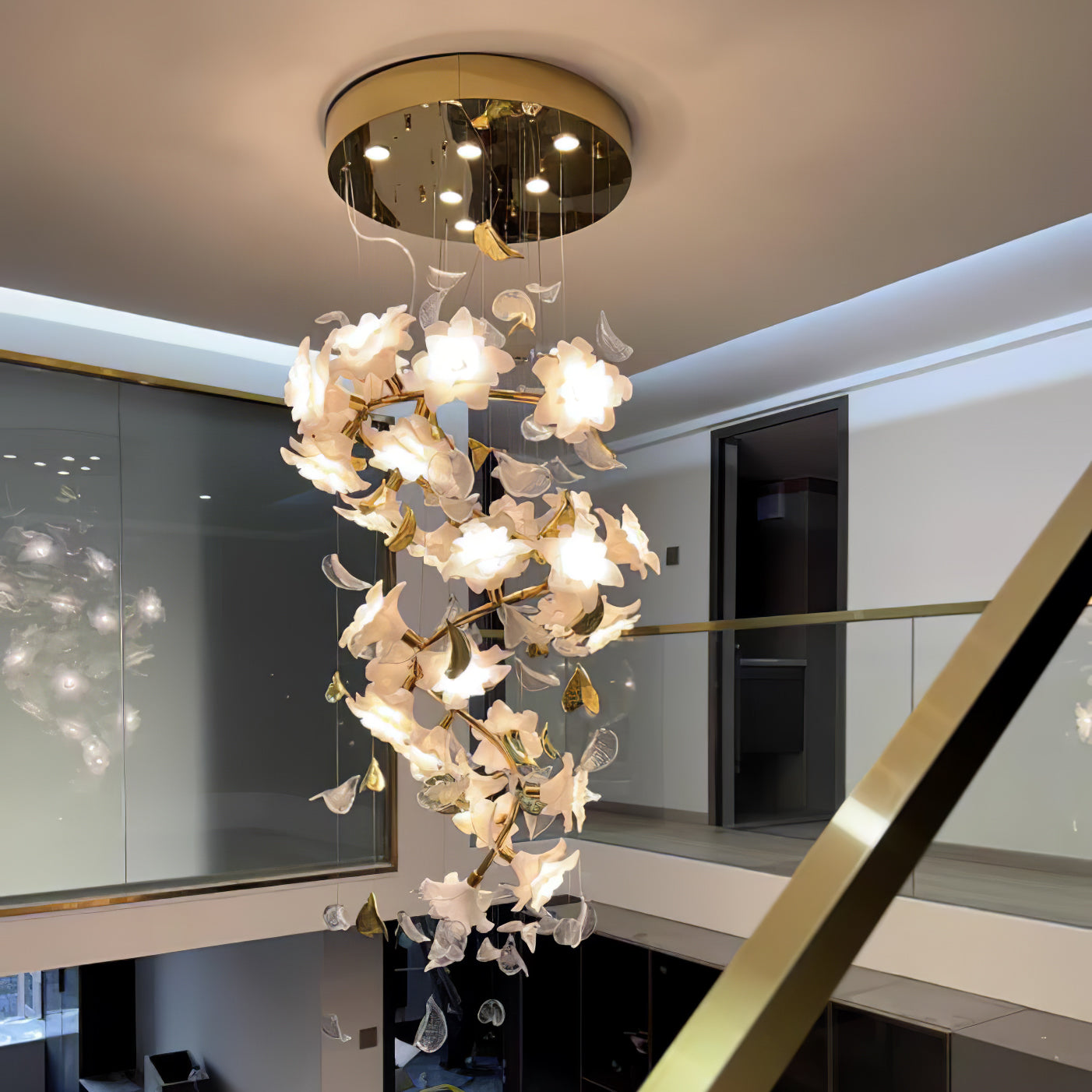 Flying Flowers Fluttering Chandelier - Nuvé