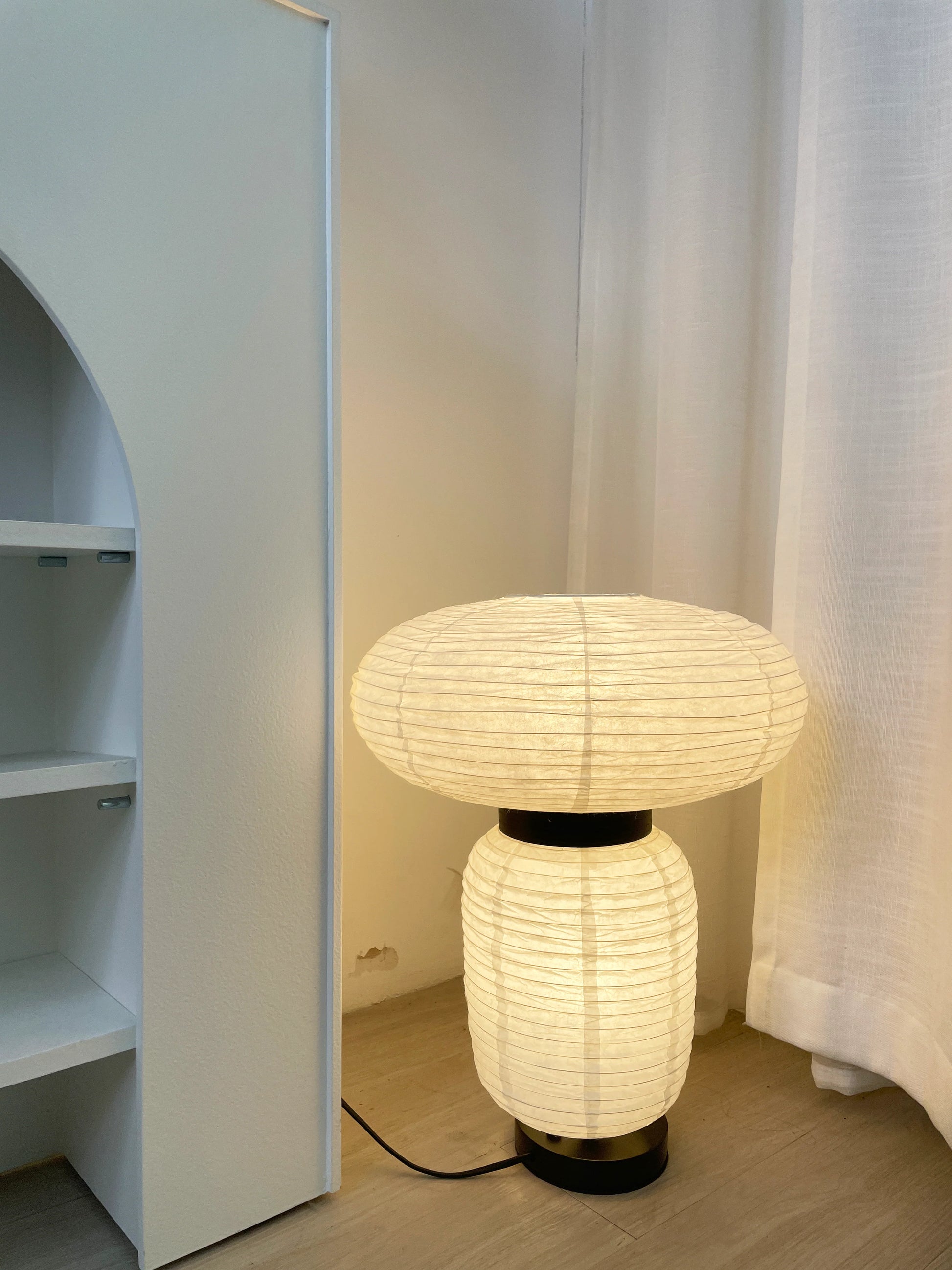 Formakami JH18 Table Lamp - Nuvé