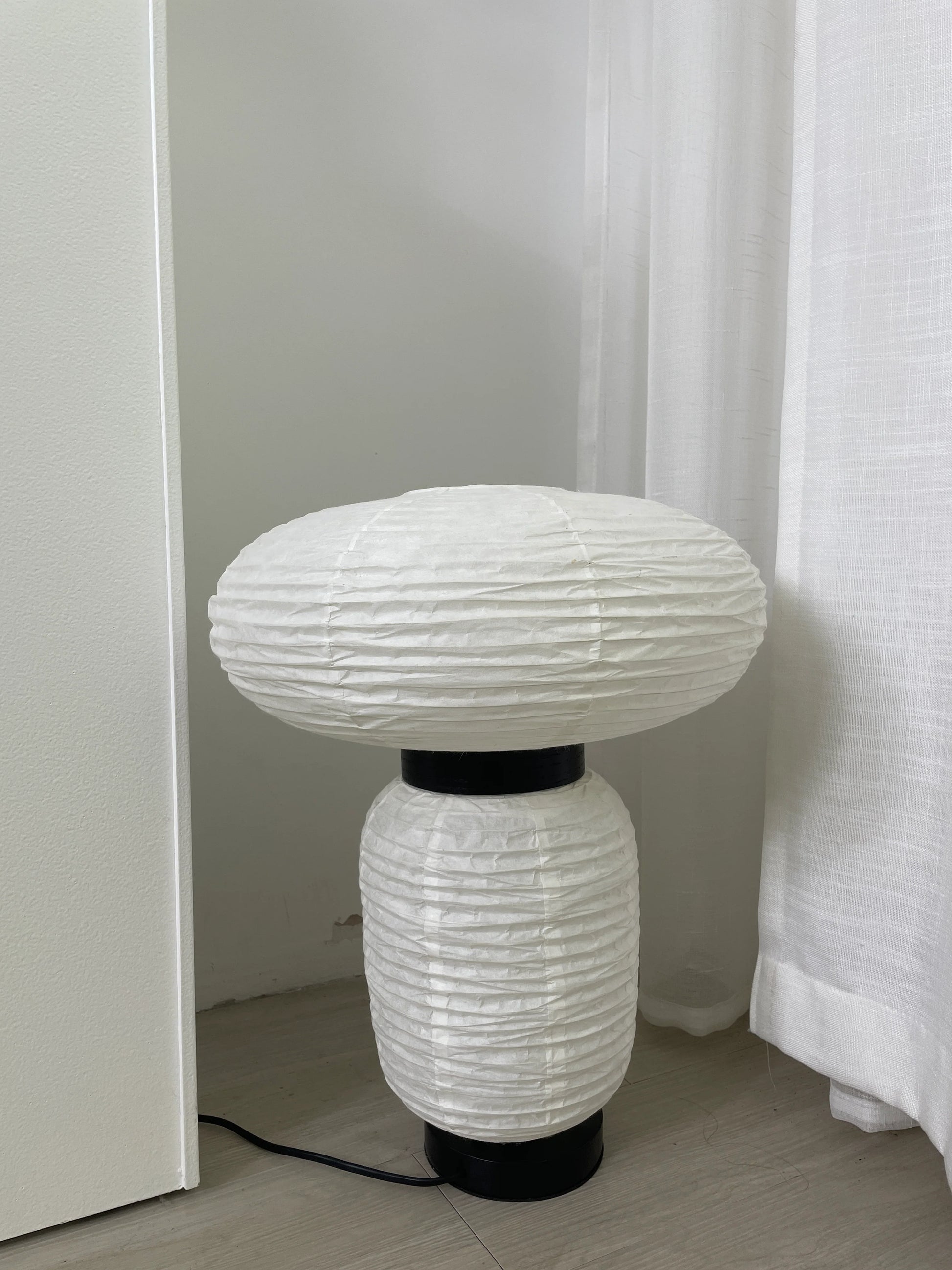 Formakami JH18 Table Lamp - Nuvé