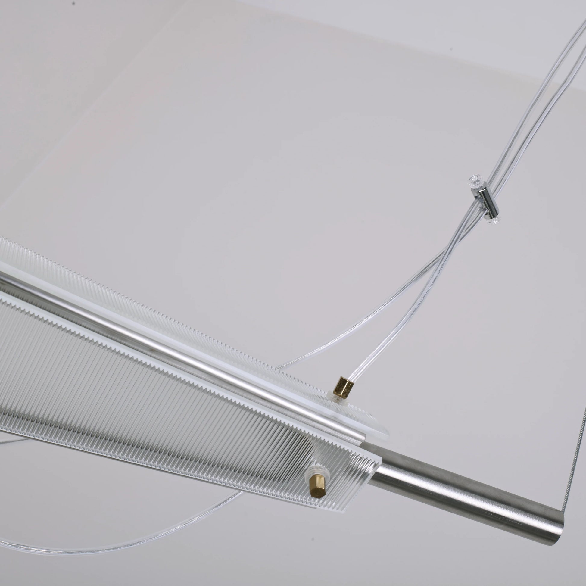Fragment Modern Acrylic Pendant Lamp - Nuvé