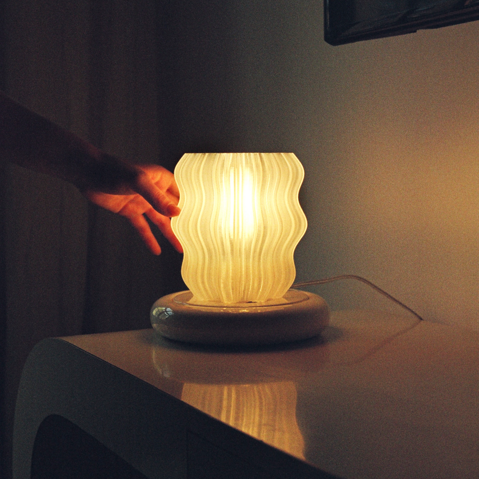 Mini Wavy Lamp - Nuvé