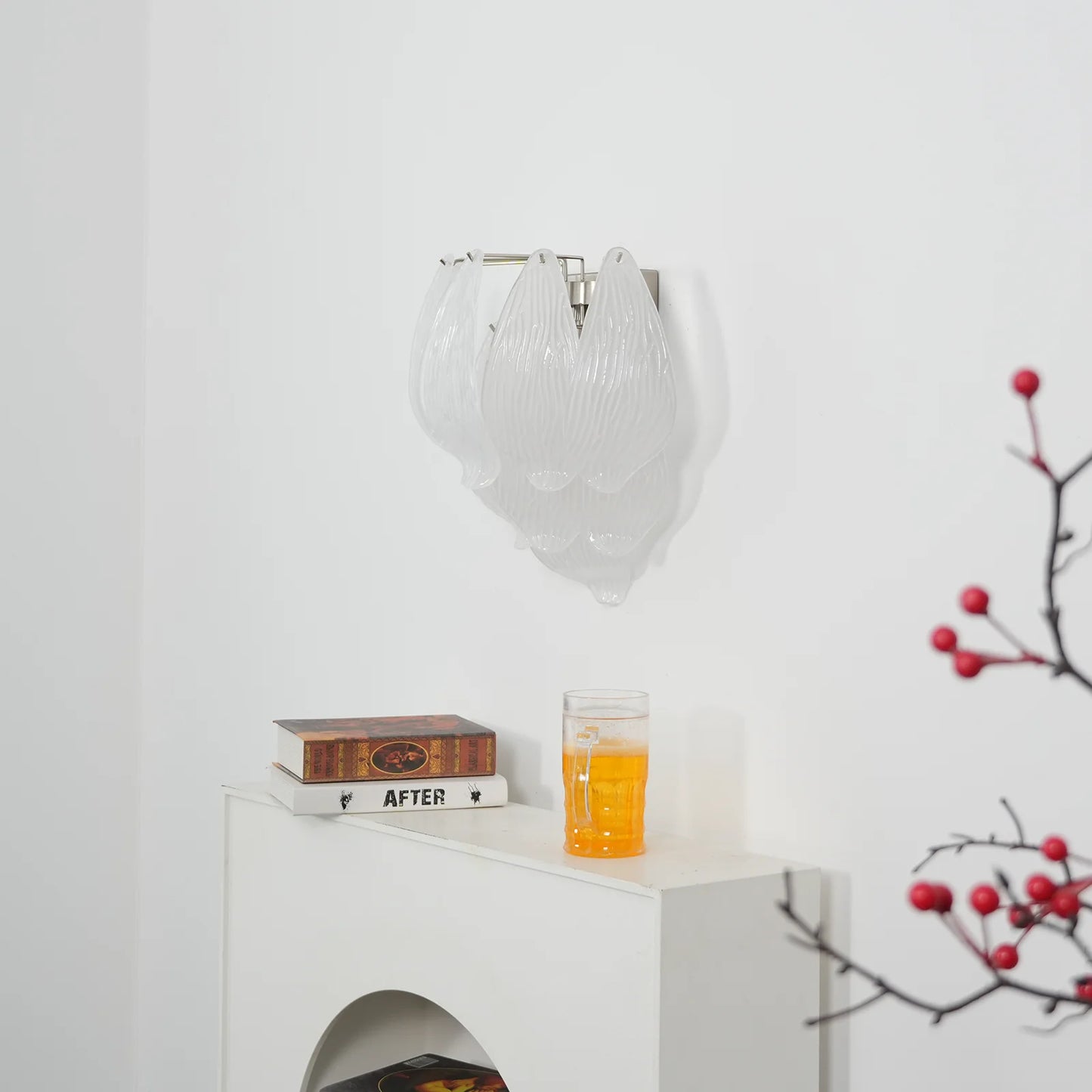 Frosted Petal Glass Wall Light - Nuvé