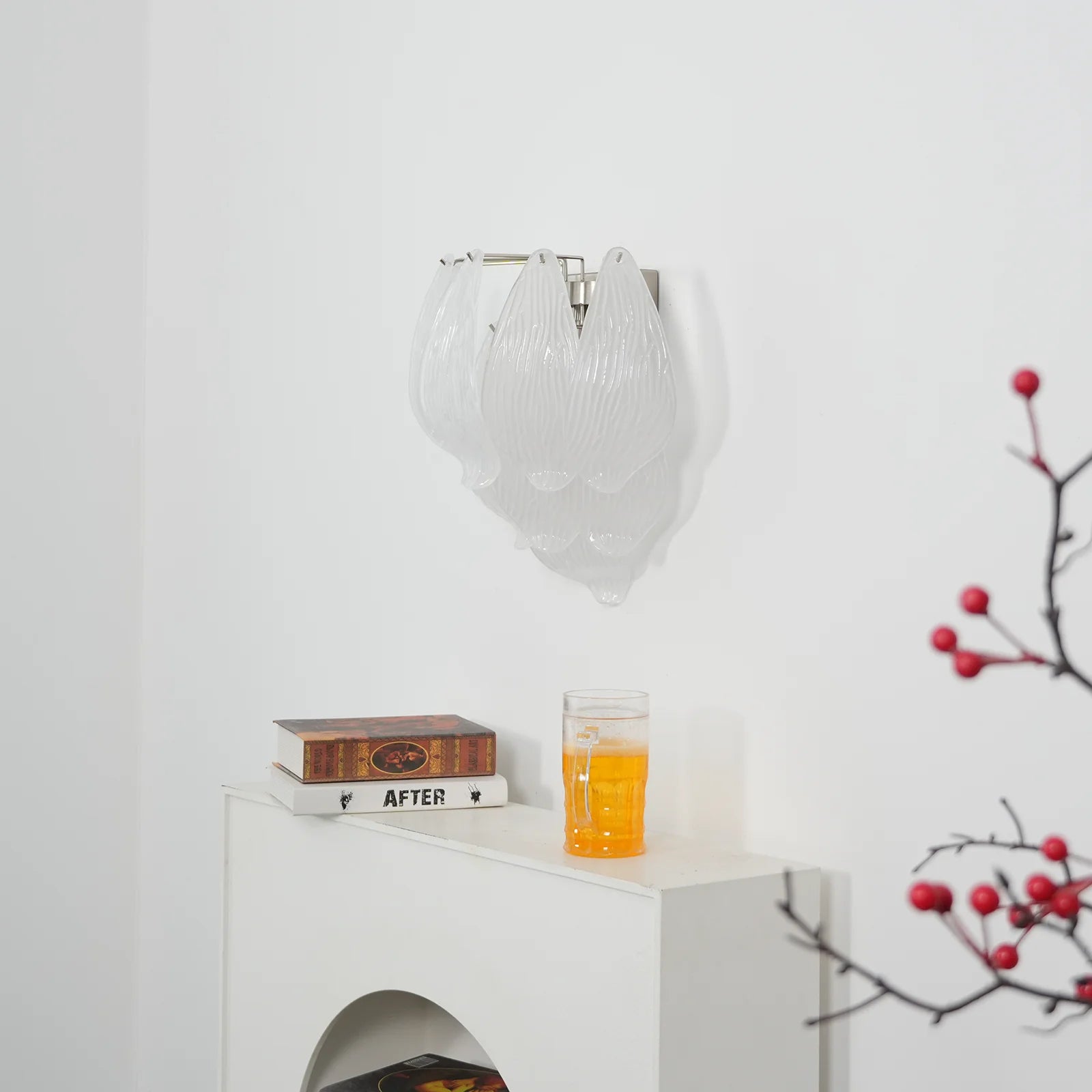 Frosted Petal Glass Wall Light - Nuvé