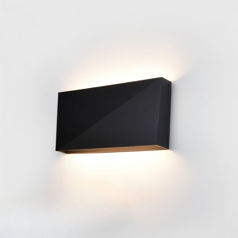 Fynne Wall Lamp - Nuvé