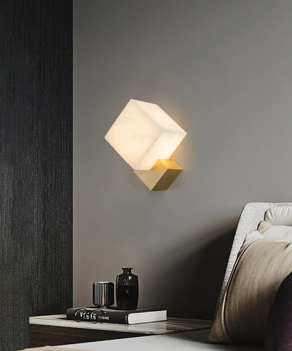 Alabaster Gatsby Wall Sconce - Nuvé