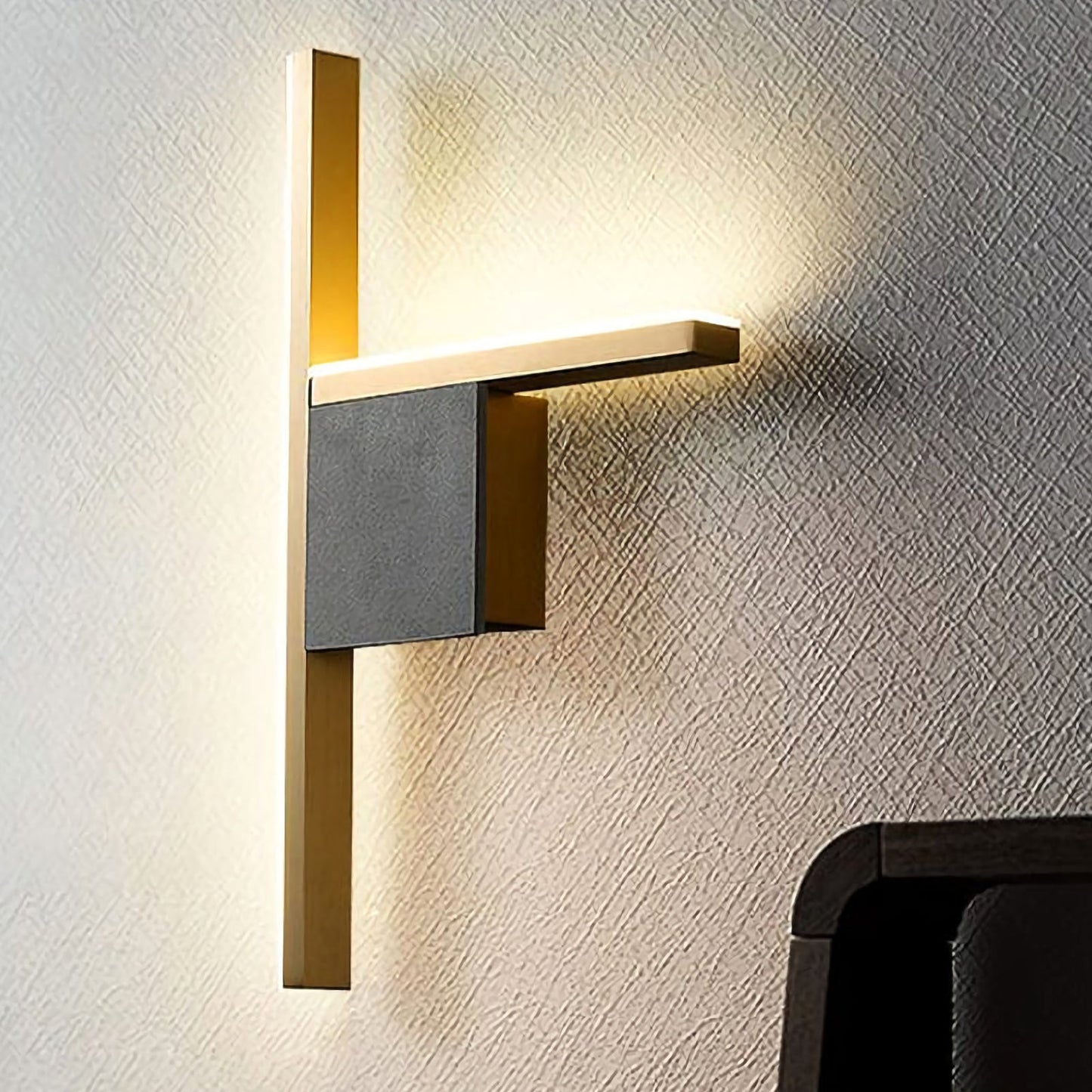 Geometric acrylic wall lamp by Korewolamp with modern design, featuring clear angular shapes suitable for contemporary decor.