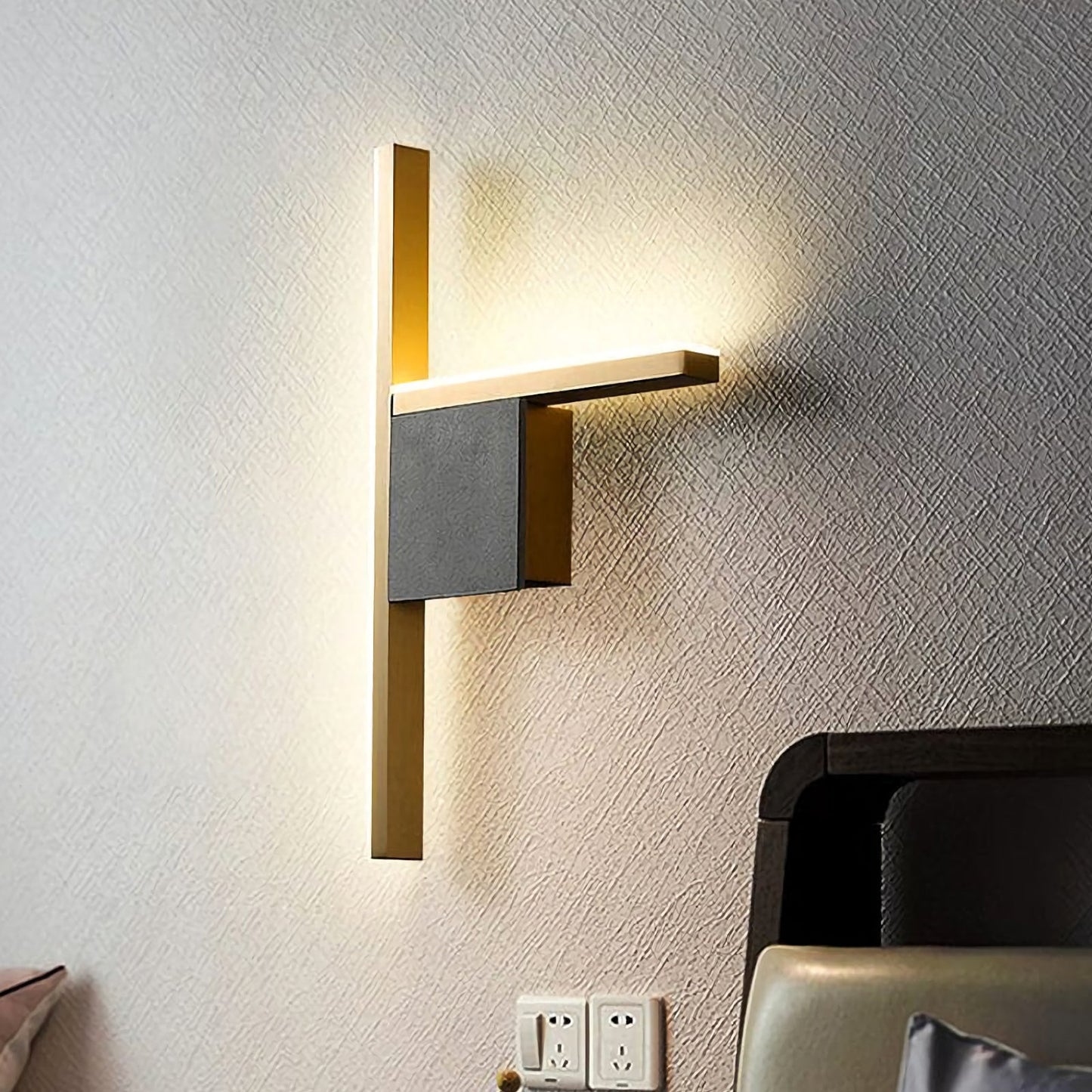 Geometric acrylic wall lamp from korewolamp's Almost Essence Wall Sconce collection, featuring modern geometric design and sleek illumination.